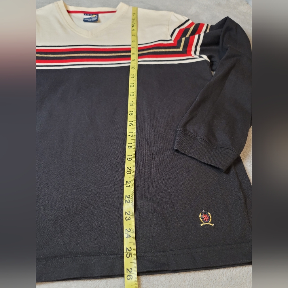 Vintage 90s Tommy Hilfiger Crest Logo Long Sleeve V-Neck. Men's Shirt - Size XL - Picture 3 of 6